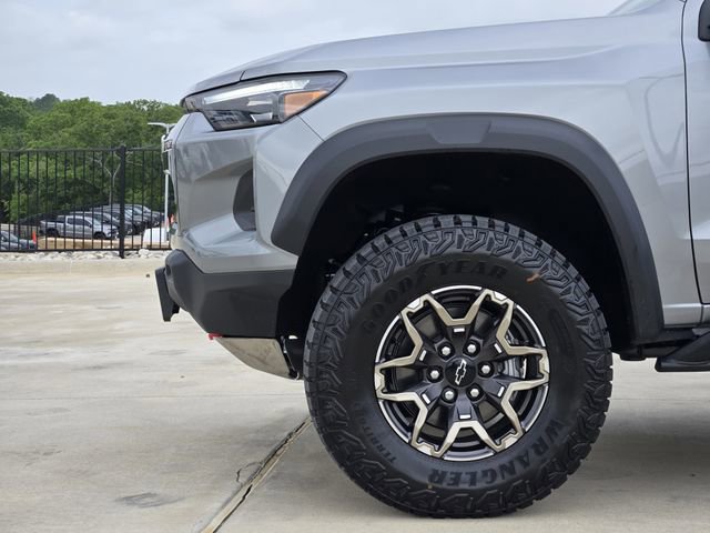 New 2026 Chevrolet Colorado ZR2 w/ Technology Package AWD/4WD image 7