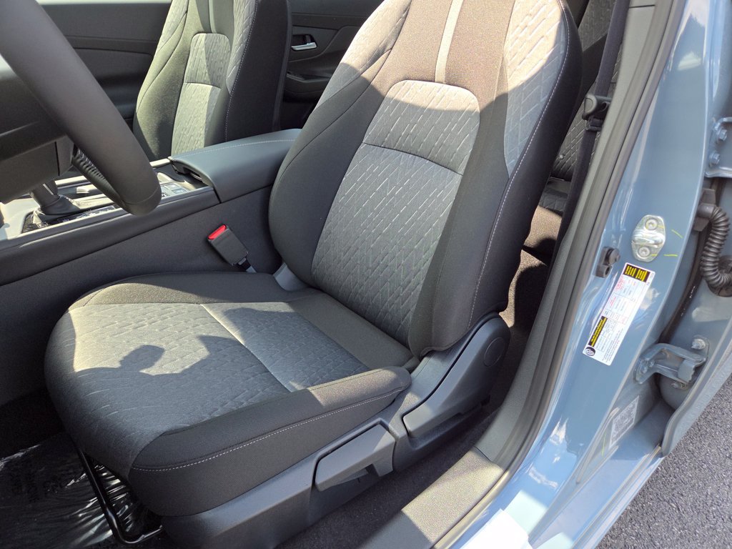 New 2026 Nissan Sentra SV w/ SV Convenience Package FWD image 22