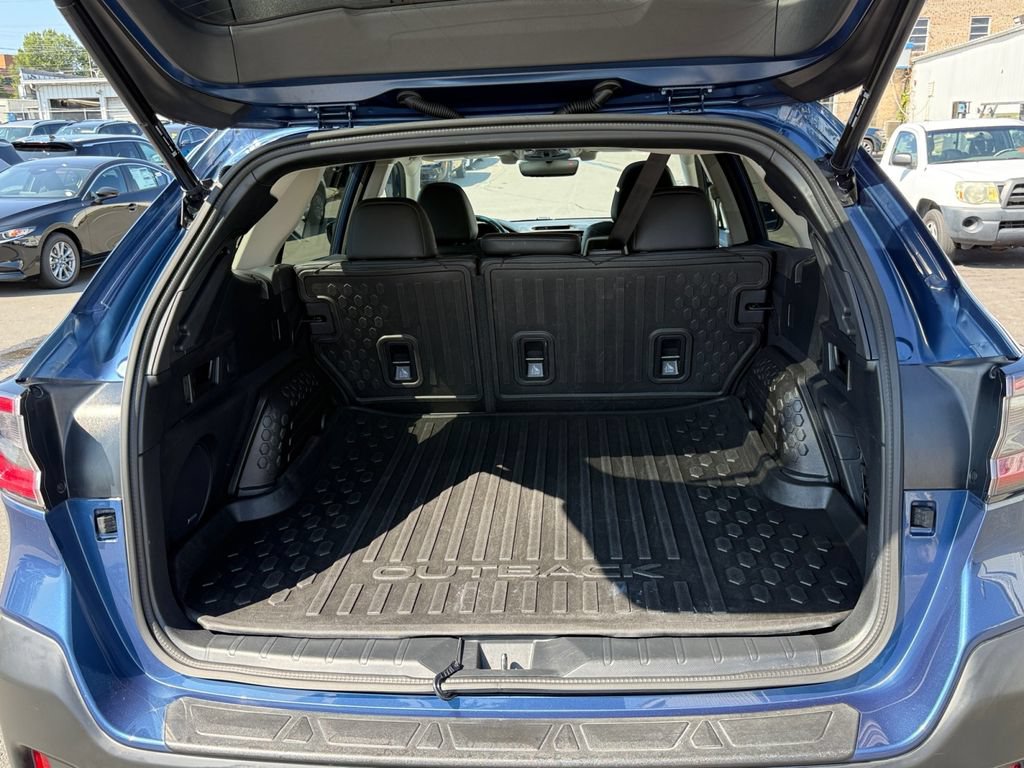 Used 2022 Subaru Outback Limited AWD/4WD image 26