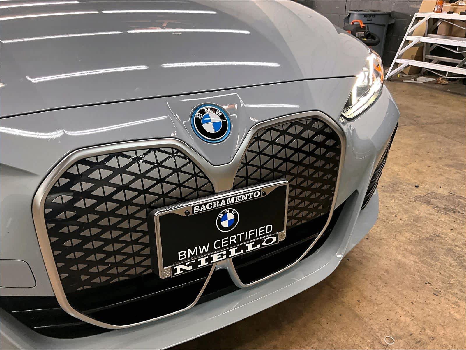 Used 2025 BMW i4 eDrive40 w/ M Sport Package RWD image 33