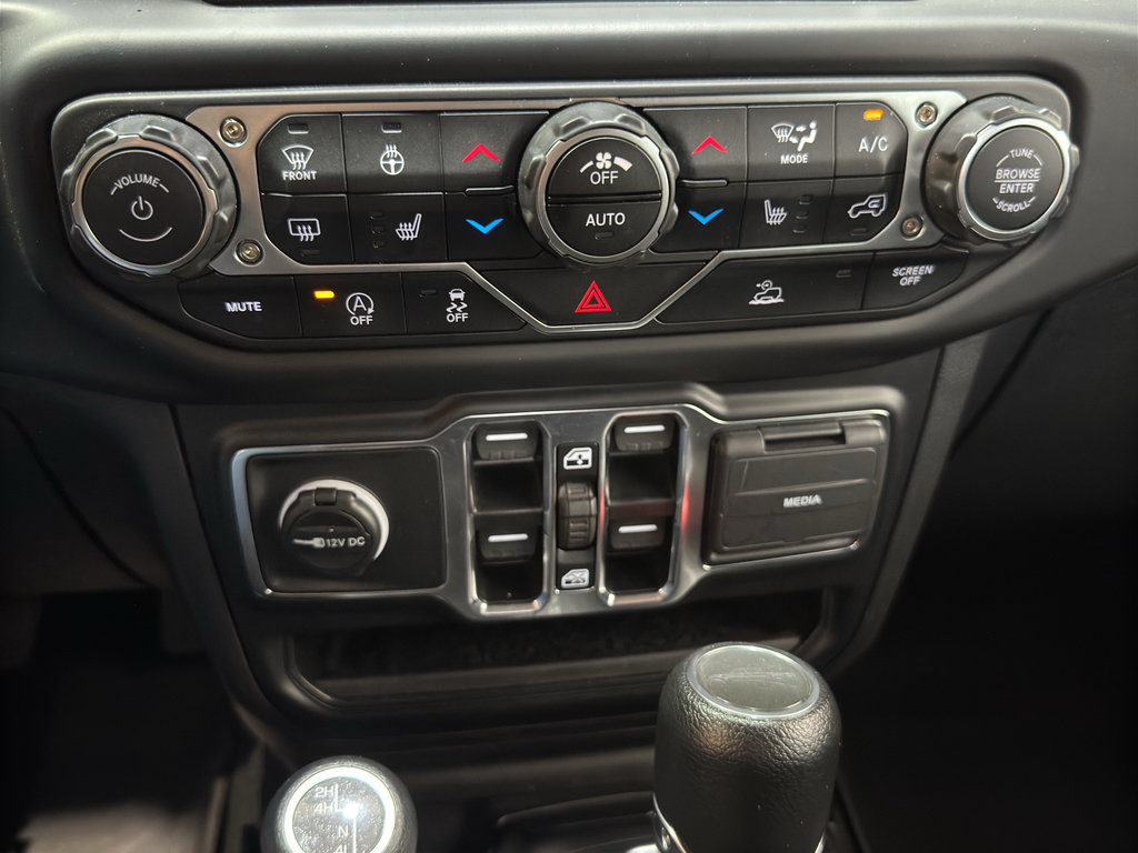 Used 2023 Jeep Gladiator Sport AWD/4WD image 28