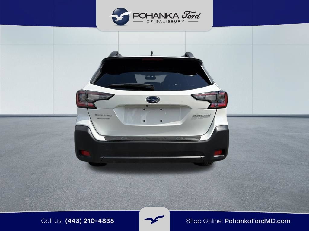 Used 2025 Subaru Outback Premium AWD/4WD image 6