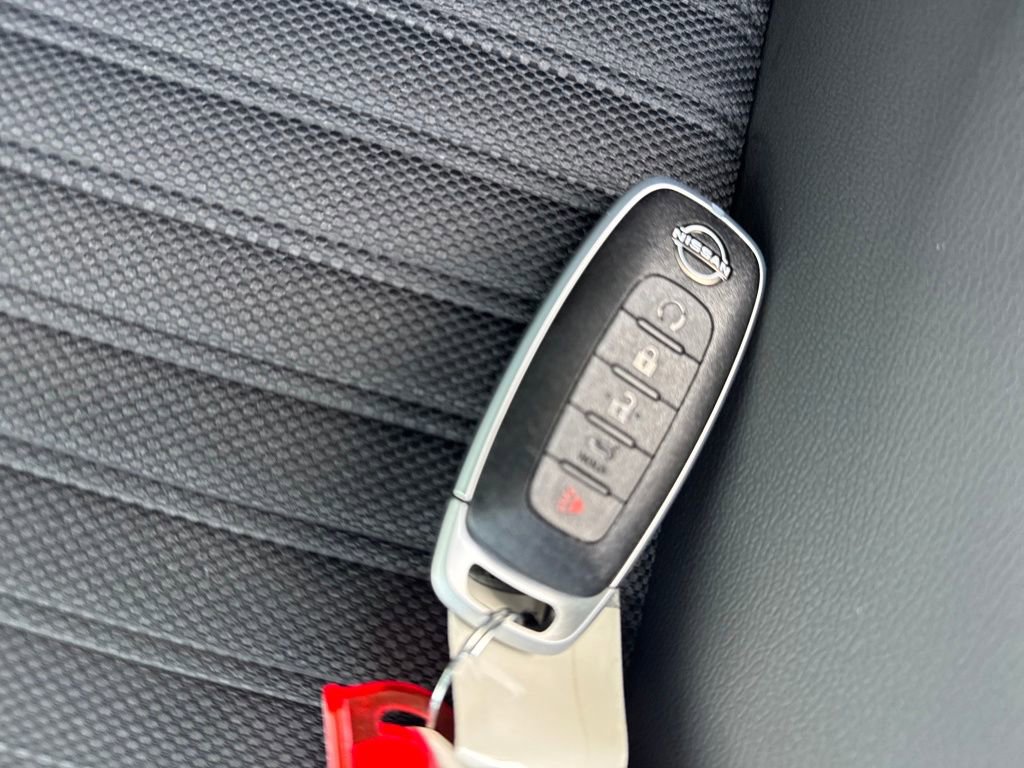 New 2026 Nissan Rogue SV image 31