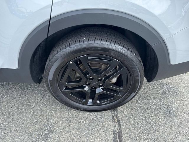 Used 2025 Kia Telluride EX X-Line image 13