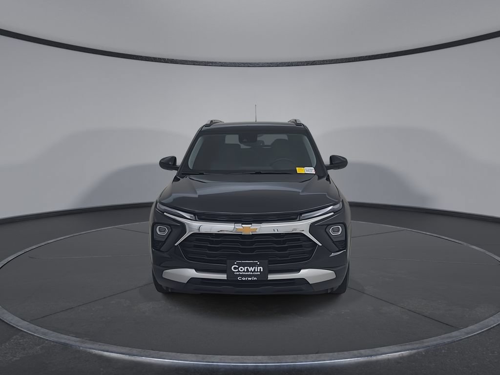 Used 2025 Chevrolet TrailBlazer LT w/ Convenience Package FWD image 5