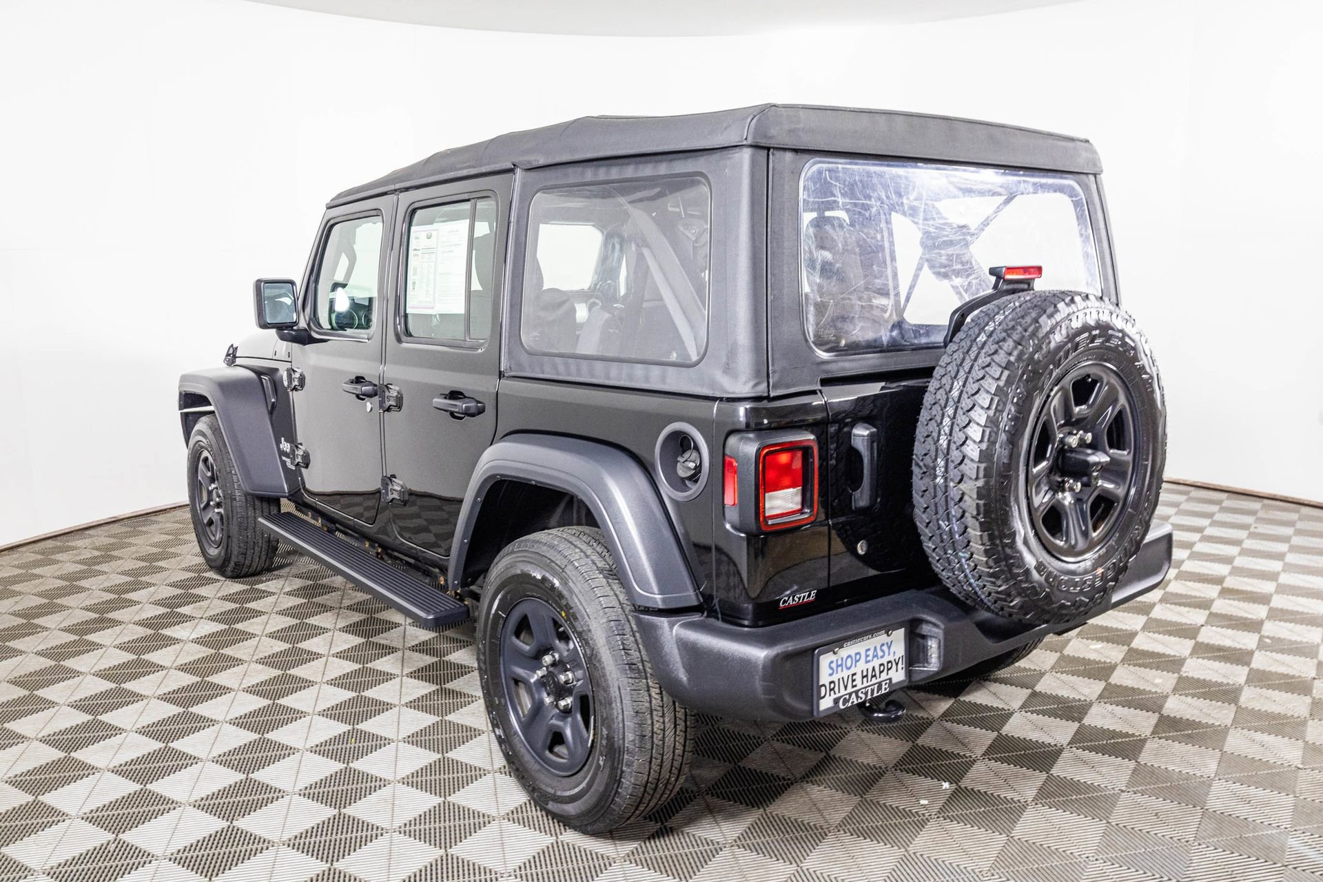 Used 2018 Jeep Wrangler Unlimited Sport image 13