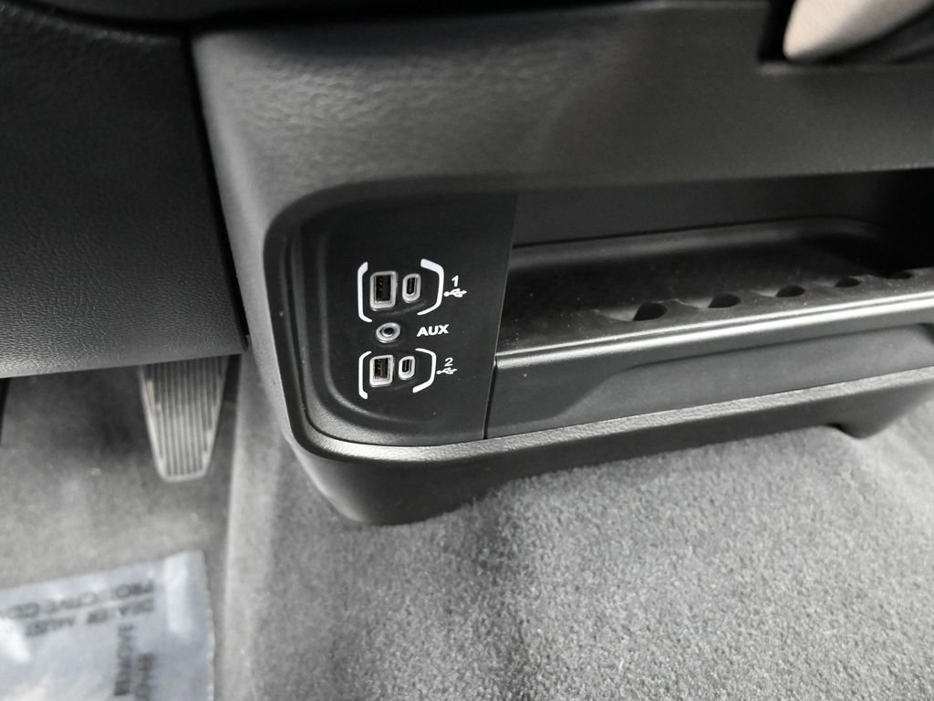 Used 2024 RAM 2500 Laramie image 26