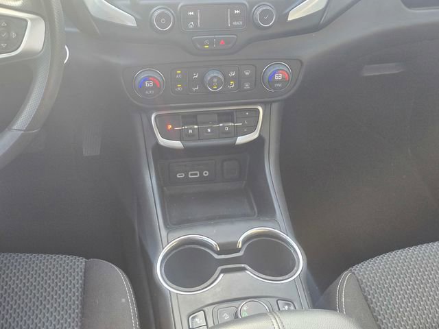 Used 2022 GMC Terrain SLE w/ Driver Convenience Package image 17