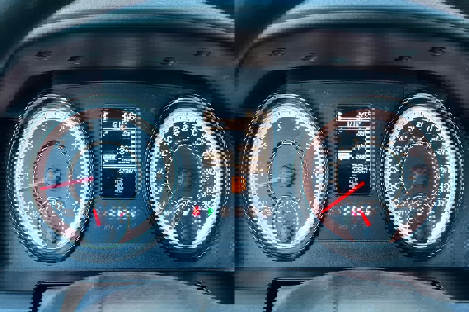 Used 2018 RAM 1500 Express image 25