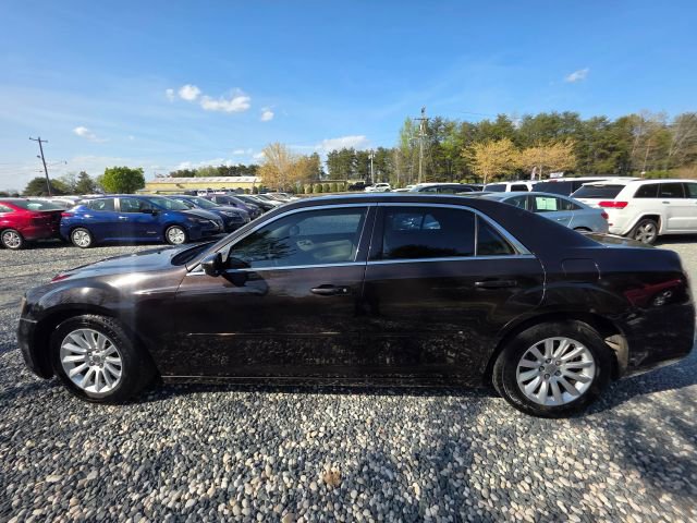 Used 2012 Chrysler 300 image 8