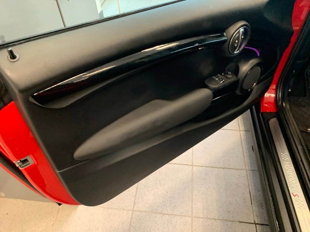 Used 2023 MINI Cooper S FWD image 4