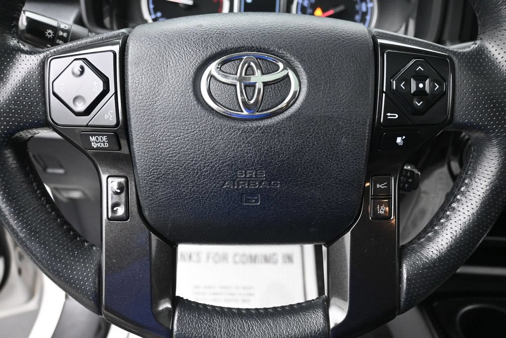 Used 2020 Toyota 4Runner TRD Off-Road Premium w/ Moonroof Package AWD/4WD image 17