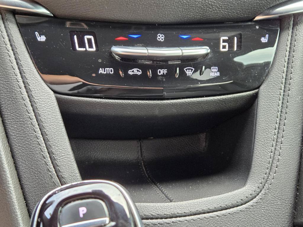 Used 2021 Cadillac XT6 Luxury FWD image 29