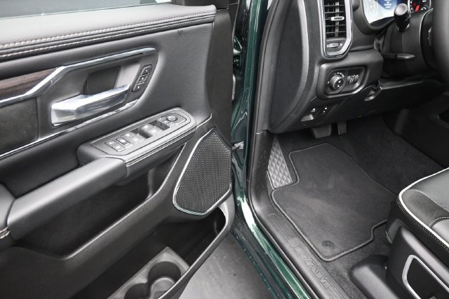 New 2027 RAM 1500 Laramie AWD/4WD image 18