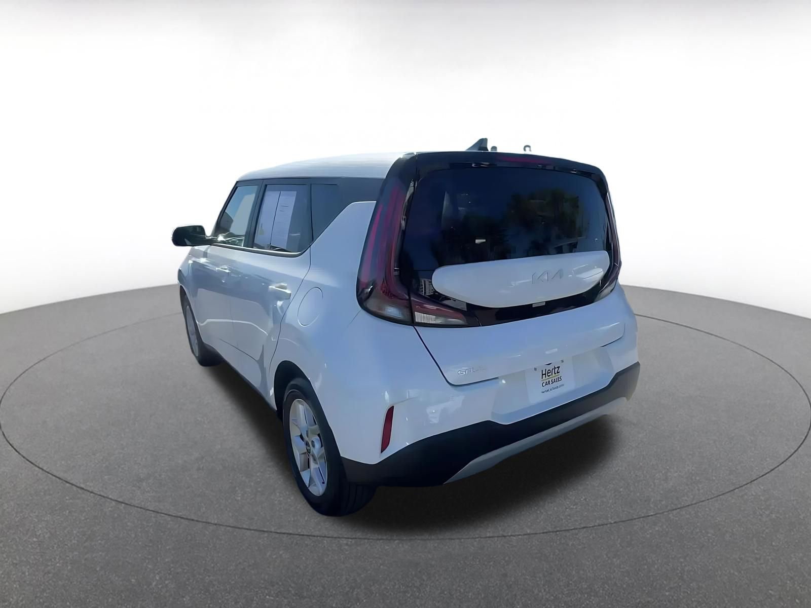 Used 2025 Kia Soul LX w/ LX Technology Package image 11