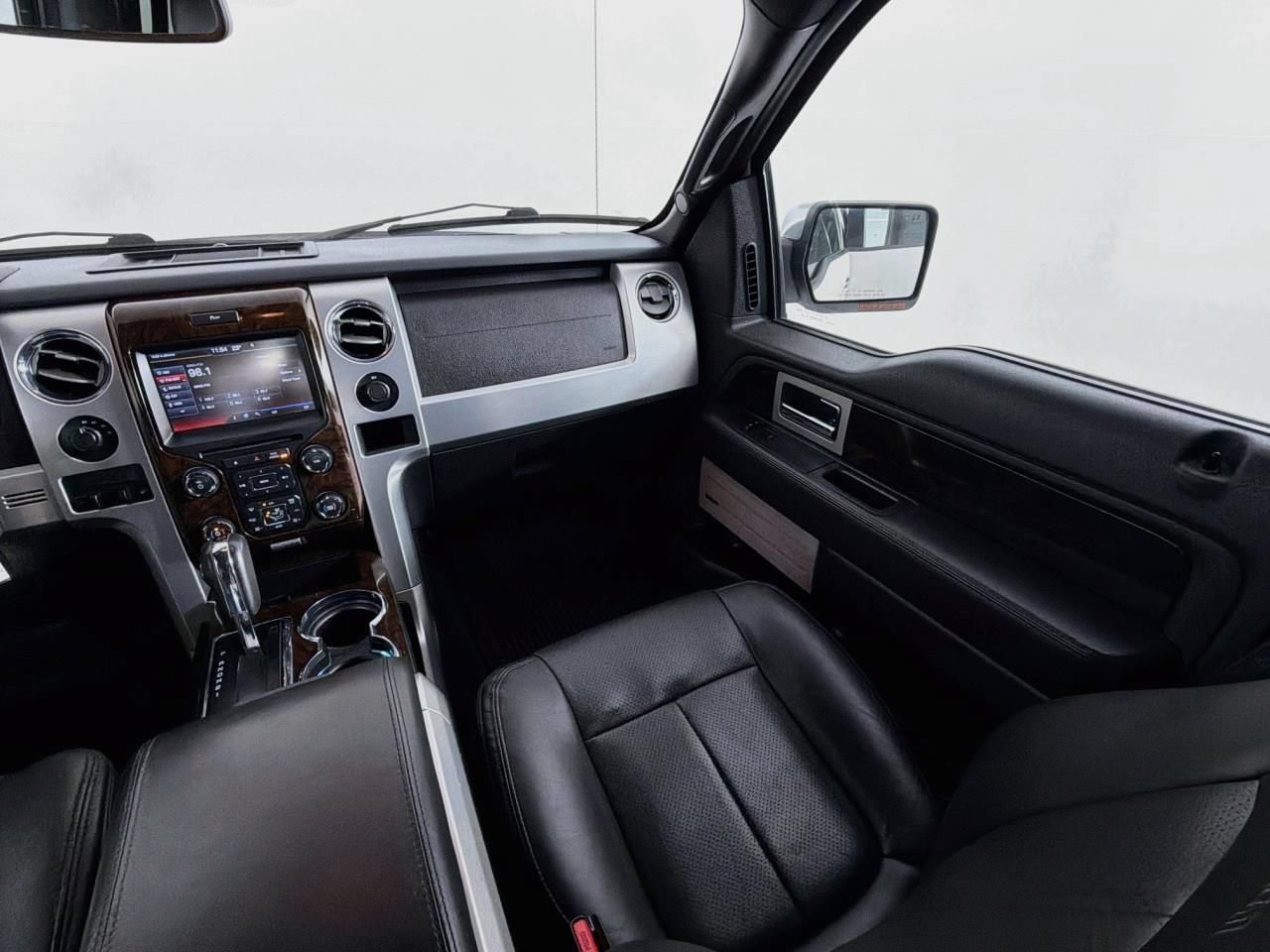 Used 2013 Ford F150 Platinum AWD/4WD image 12