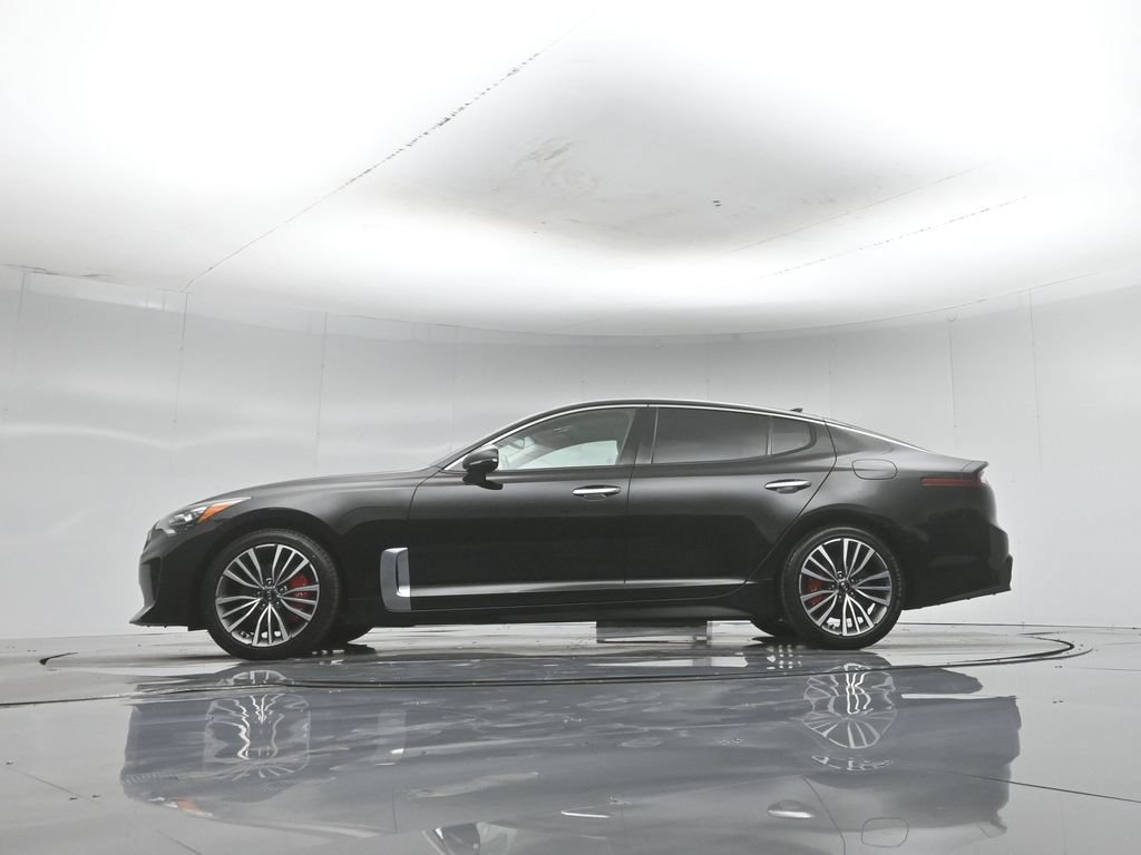 Used 2019 Kia Stinger Premium RWD image 7
