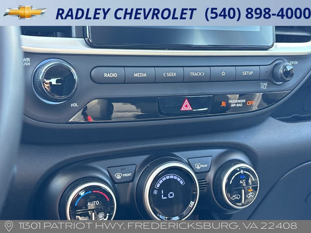 Used 2025 Hyundai Venue SEL FWD image 10
