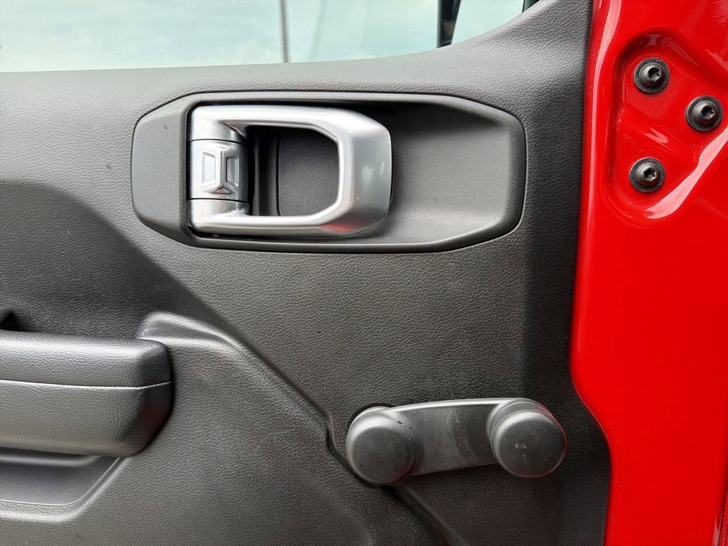 Used 2019 Jeep Wrangler Sport image 17