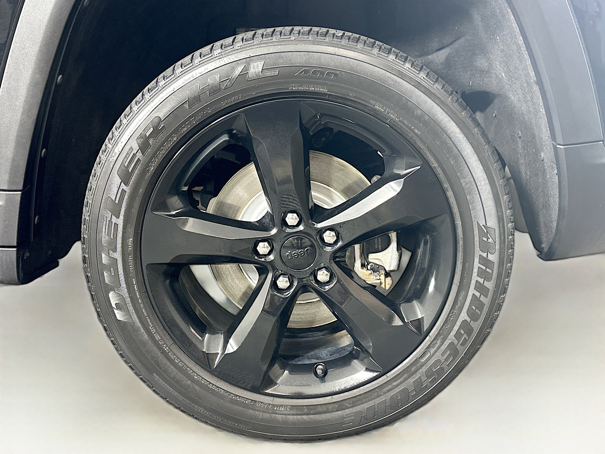 Used 2022 Jeep Grand Cherokee L Laredo image 11