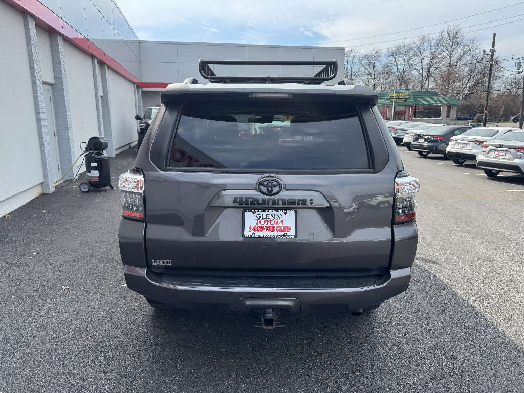 Used 2023 Toyota 4Runner SR5 Premium w/ Moonroof Package image 6