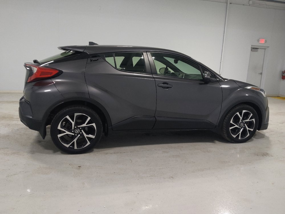 Used 2018 Toyota C-HR XLE image 10