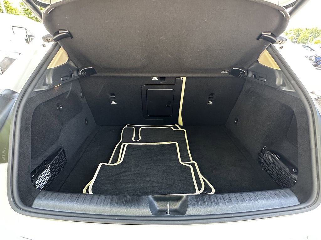 Certified 2020 Mercedes-Benz GLA 250 4MATIC image 21