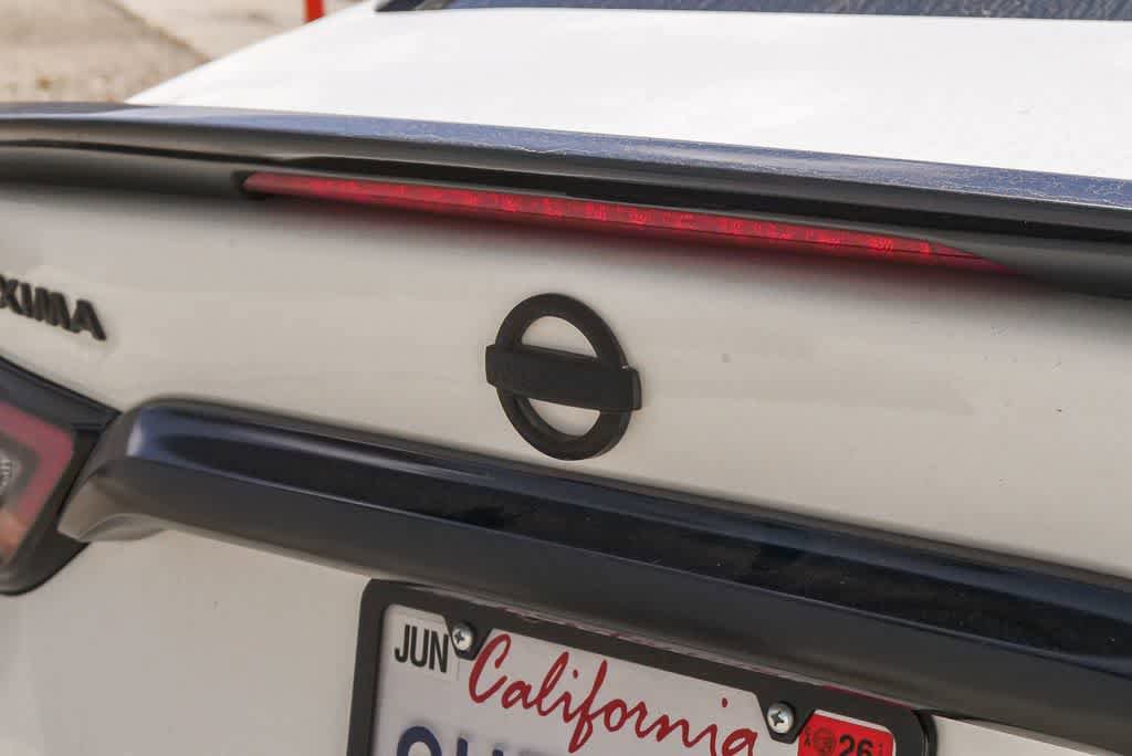 Used 2019 Nissan Maxima SR w/ Premium Package FWD image 11