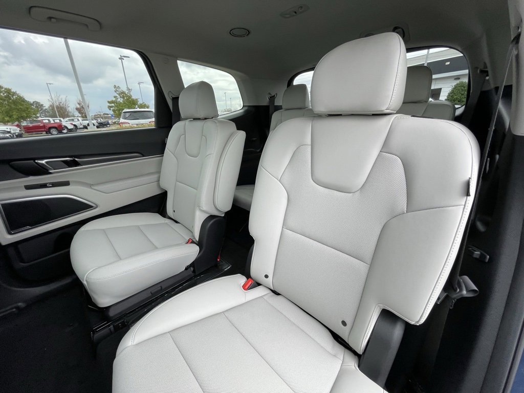New 2025 Kia Telluride S image 26