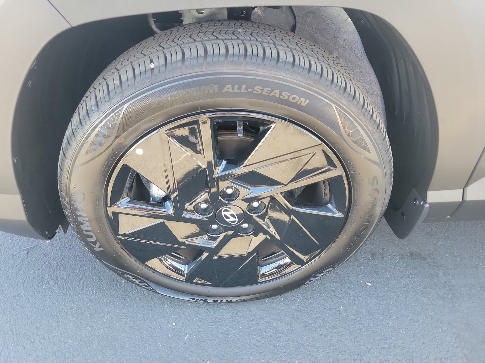 Certified 2026 Hyundai Kona SEL Sport FWD image 31