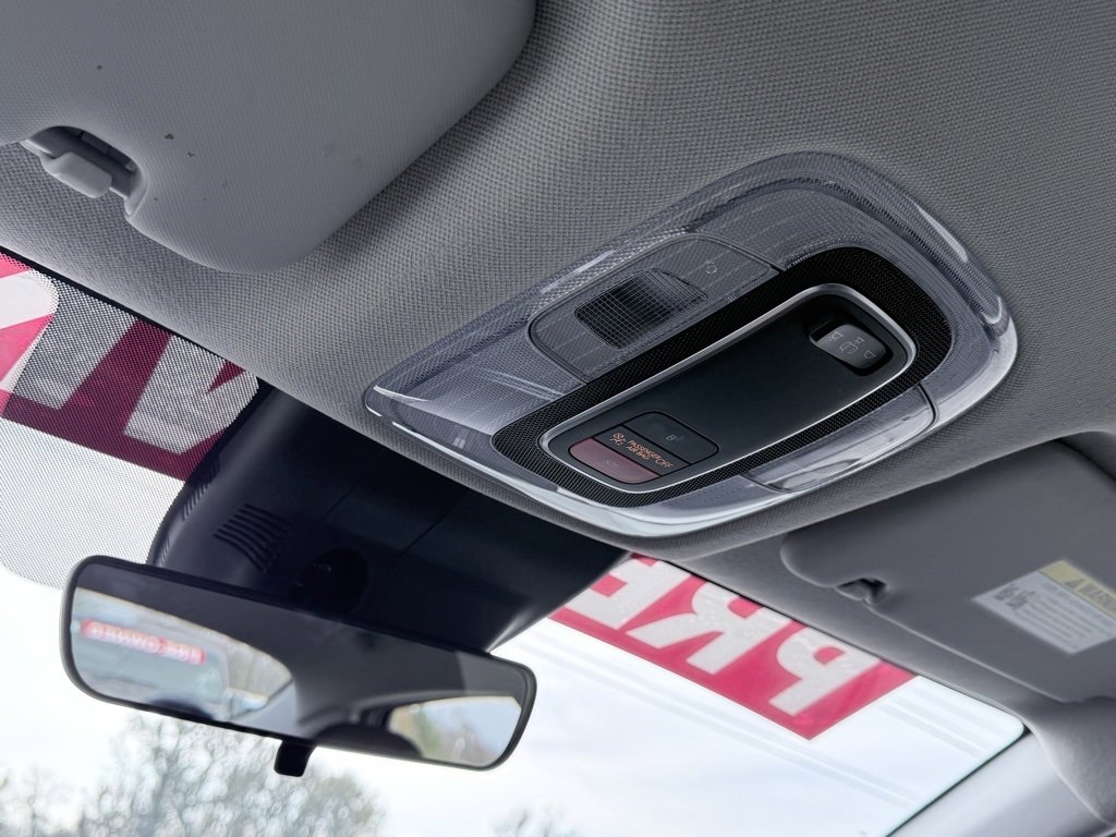 Certified 2024 Hyundai Elantra SEL image 22