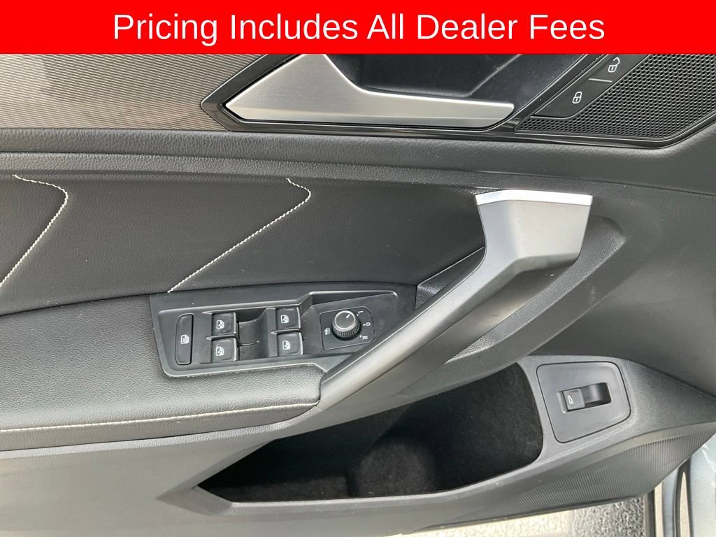 Used 2022 Volkswagen Tiguan SE FWD image 4