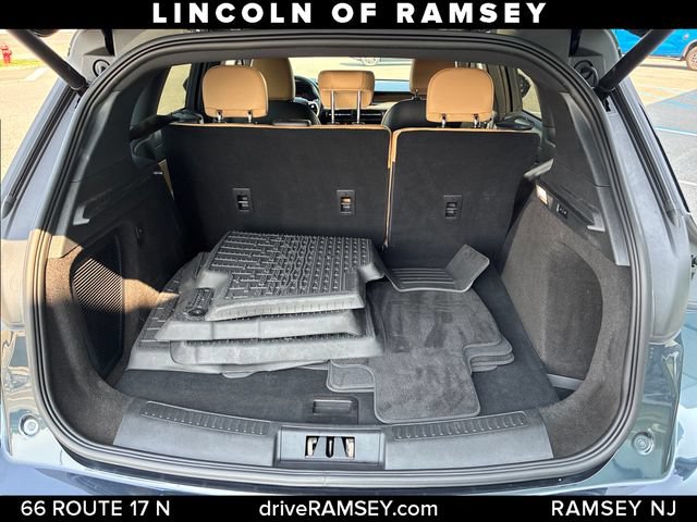Used 2022 Lincoln Corsair Reserve w/ Equipment Group 201A AWD/4WD image 6