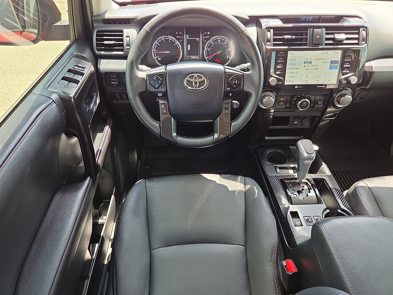 Used 2022 Toyota 4Runner TRD Off-Road Premium w/ Moonroof Package AWD/4WD image 11