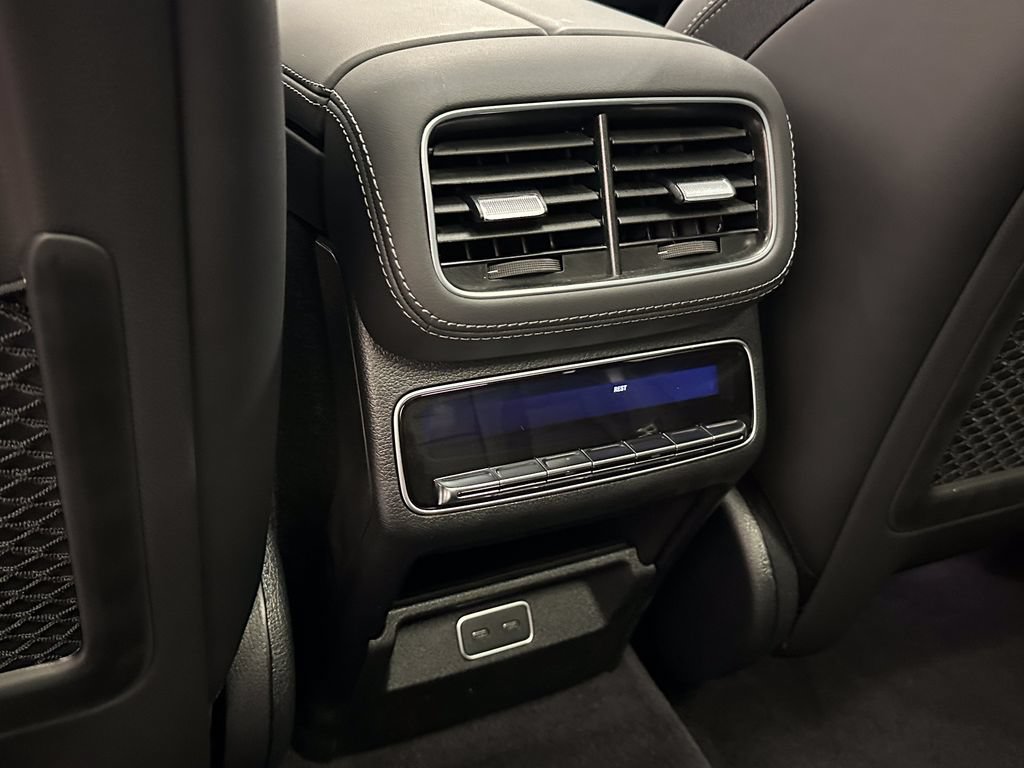 New 2026 Mercedes-Benz GLE 53 AMG 4MATIC image 28