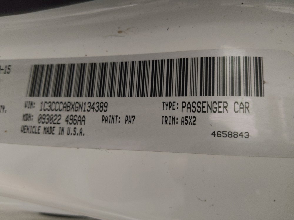 Used 2016 Chrysler 200 Limited image 33