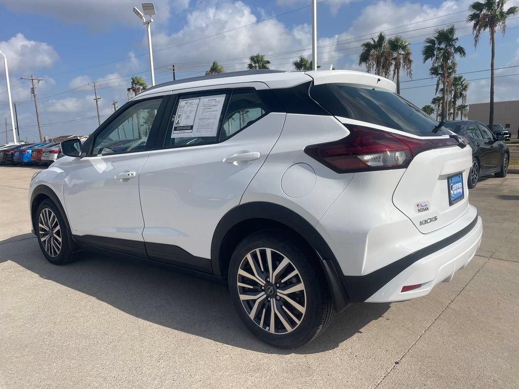 Certified 2024 Nissan Kicks SV FWD image 3