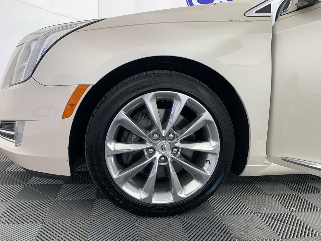 Used 2013 Cadillac XTS Premium FWD image 12