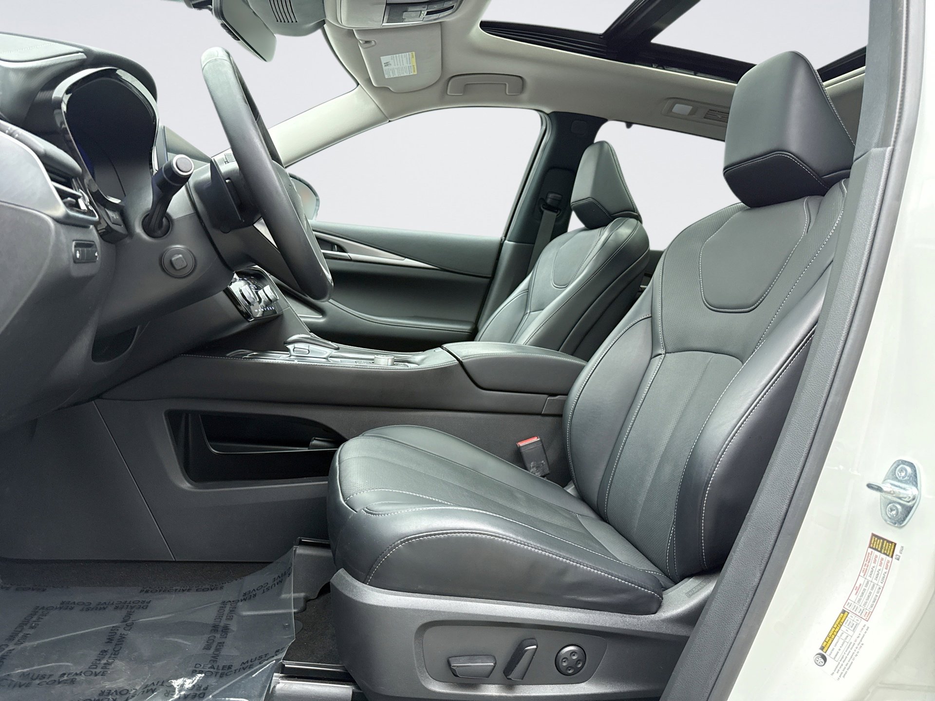 Used 2023 INFINITI QX60 Luxe w/ Cargo Package AWD/4WD image 11