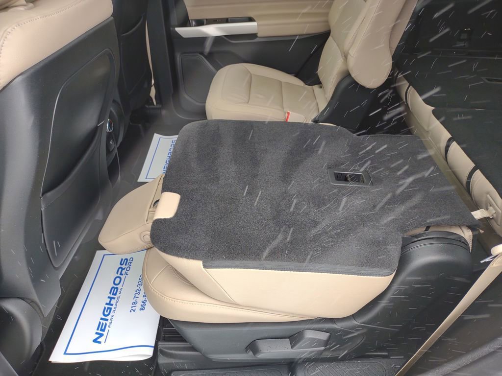 Used 2020 Ford Explorer Limited w/ Class III Trailer Tow Package image 48