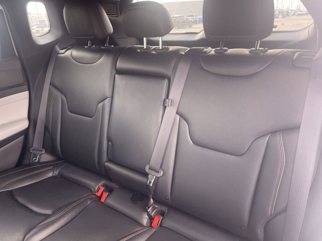 Used 2024 Jeep Compass Limited image 35