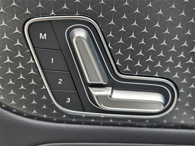 Certified 2025 Mercedes-Benz GLA 250 4MATIC image 17