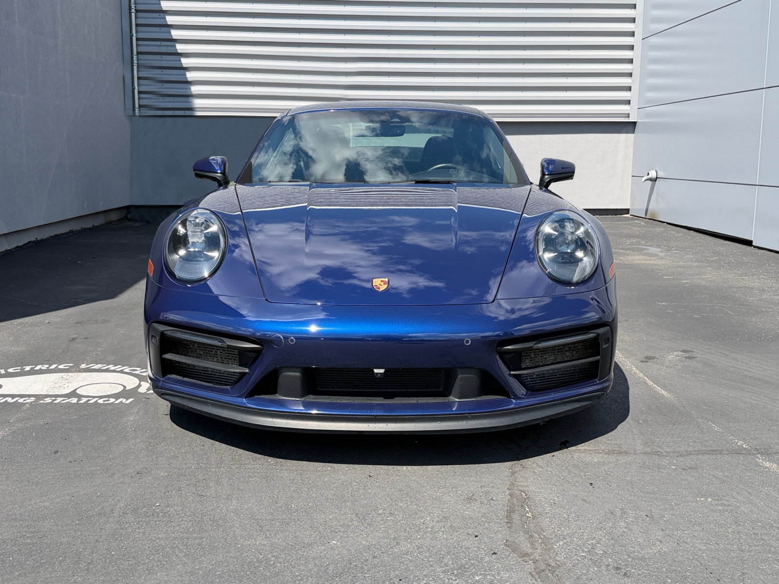 Used 2024 Porsche 911 Carrera GTS RWD image 6