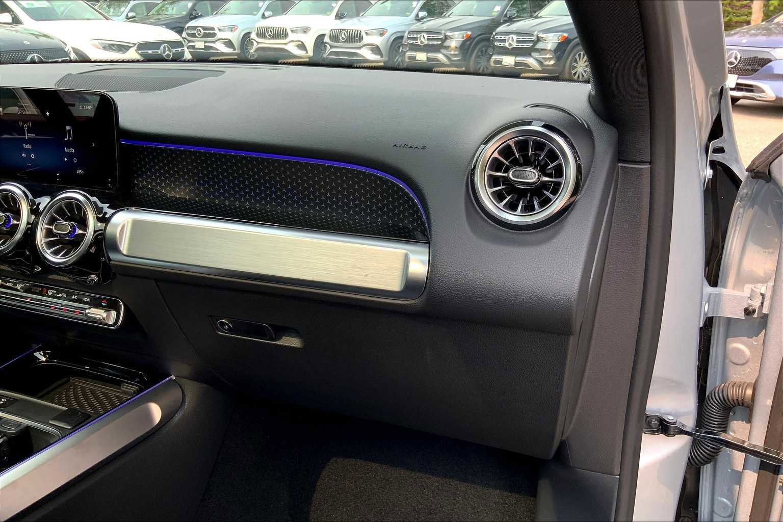 Certified 2026 Mercedes-Benz GLB 250 4MATIC image 10