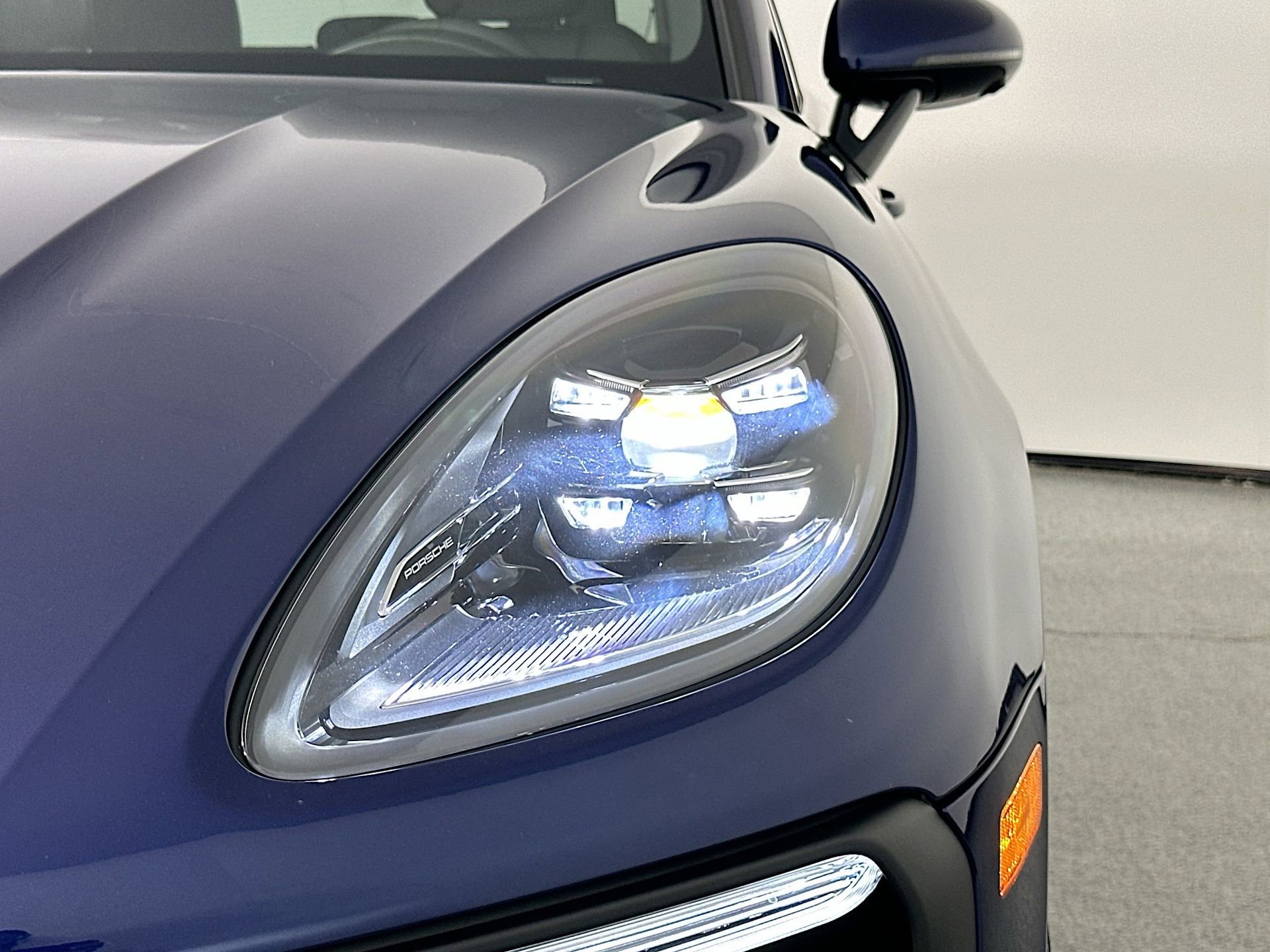 Certified 2026 Porsche Macan image 15
