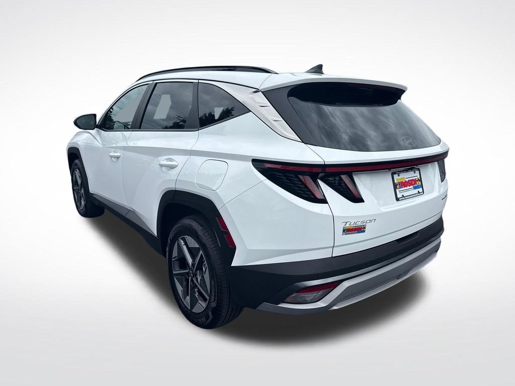 Certified 2025 Hyundai Tucson SEL AWD/4WD image 3