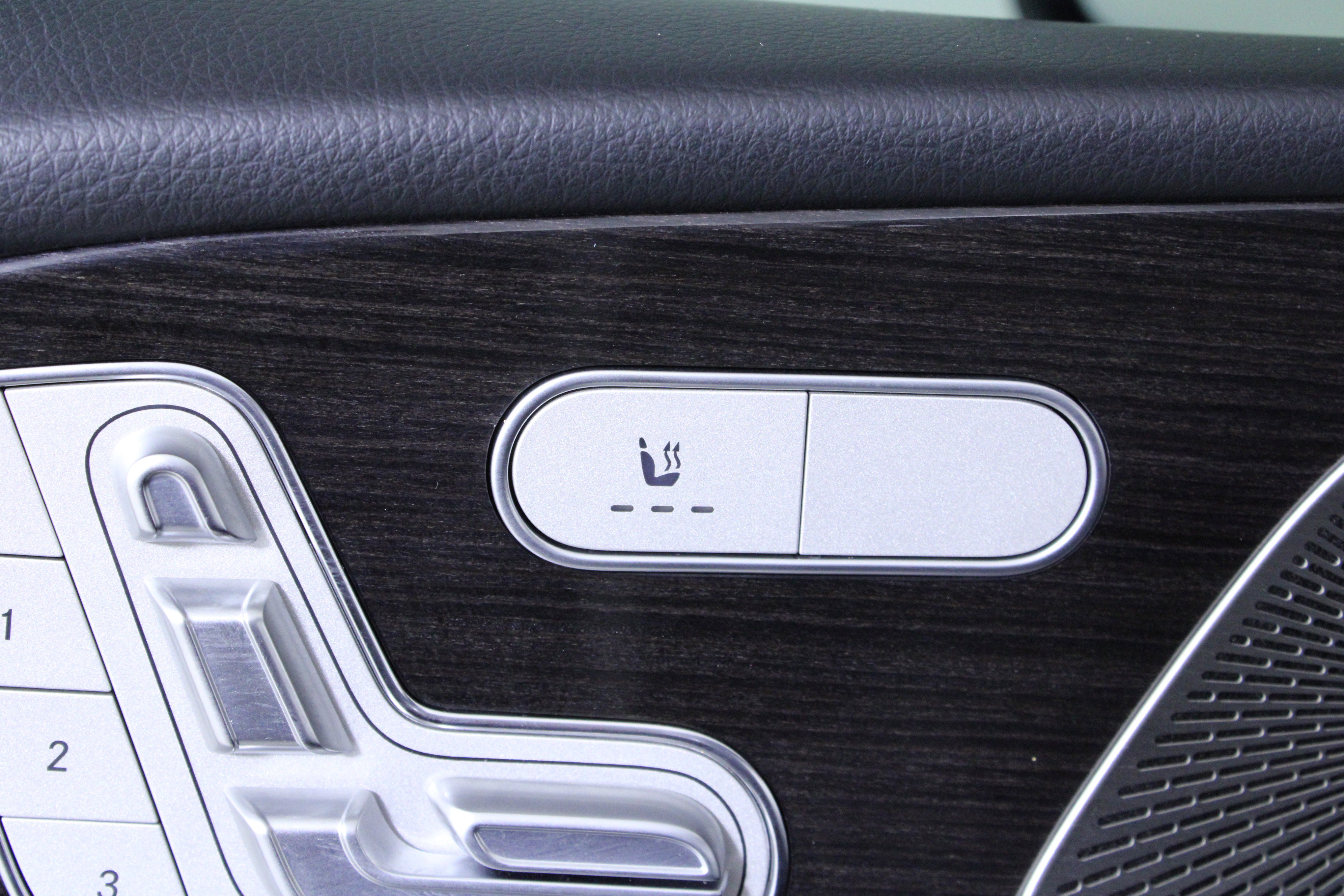 Used 2022 Mercedes-Benz GLE 350 image 21