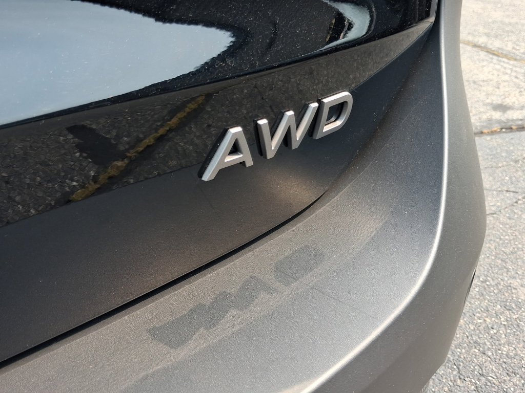 Used 2026 Nissan Kicks SV w/ SV Premium Package AWD/4WD image 9