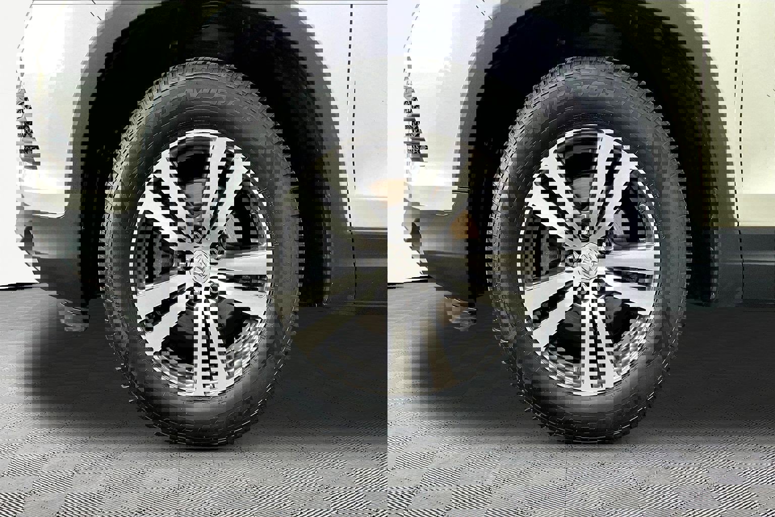 Used 2018 Honda Pilot EX image 35