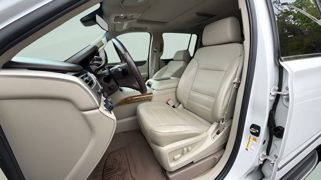 Used 2017 GMC Yukon XL Denali w/ Open Road Package image 13